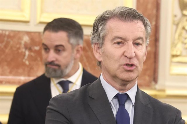 Feijóo no cierra la puerta a un gobierno de coalición con Vox y enumera ...