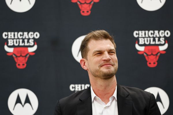 Splitter looks to Jordan era as he tackles Bulls turnaround