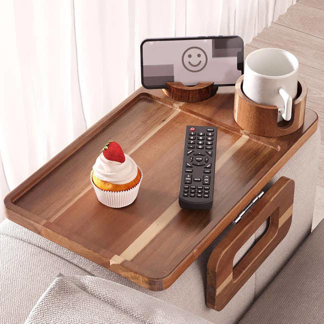 These 28 Walmart products are here to help your living room