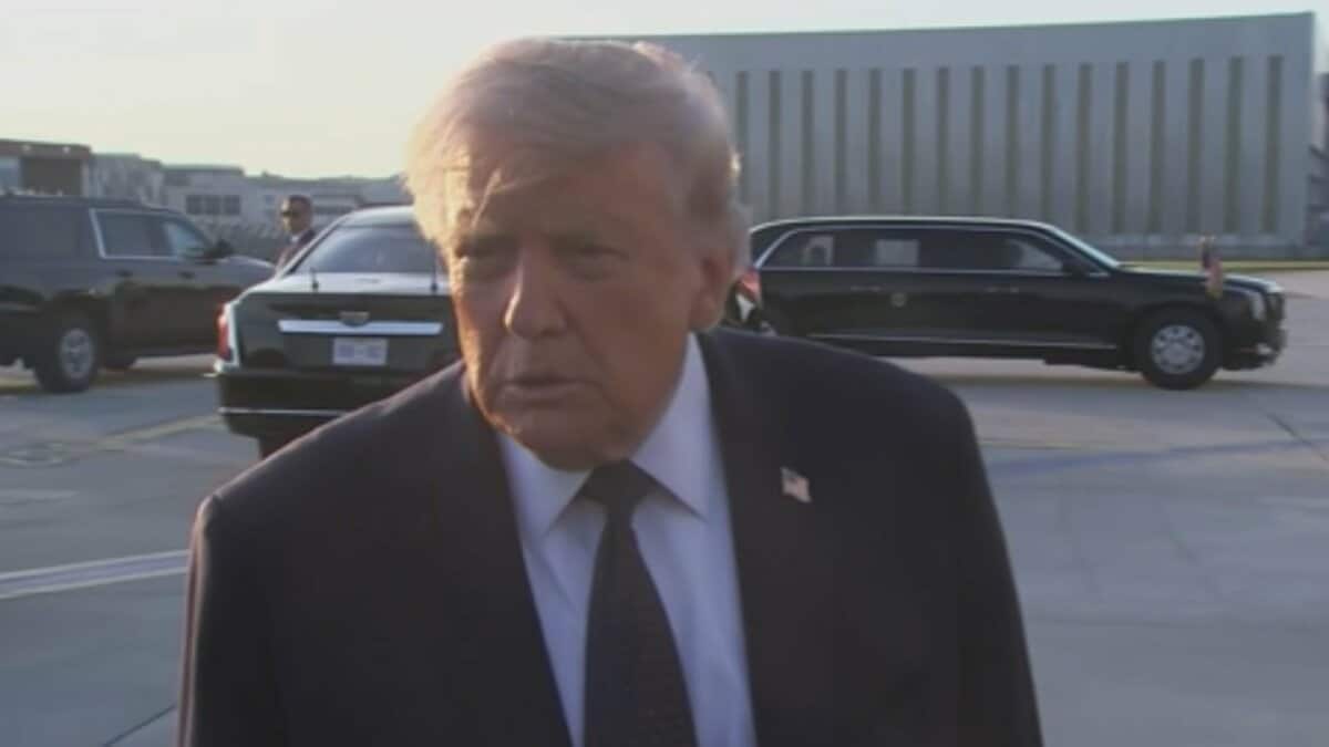 トランプ大統領「信じがたい」FRBの利上げ予測を批判