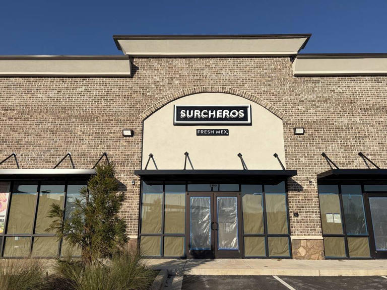How to get free burritos for a year at opening of the new Surcheros in ...