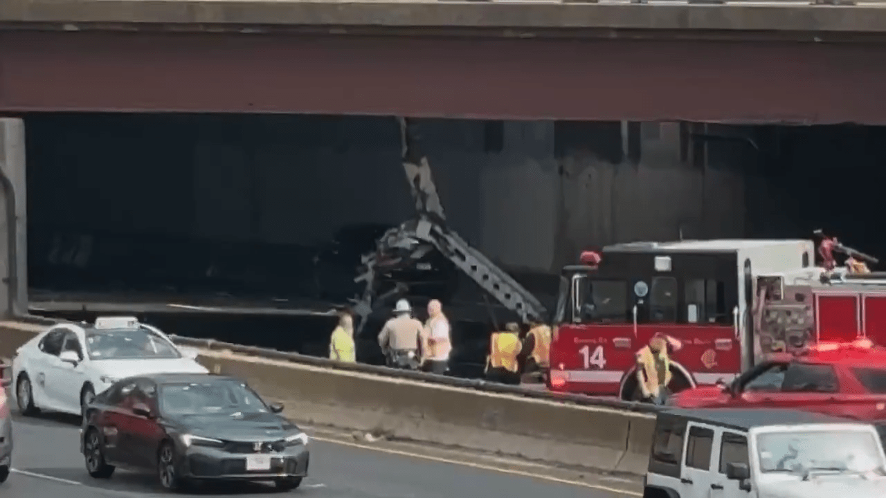 Delays expected on Kennedy Expressway after crash leaves beam dangling ...