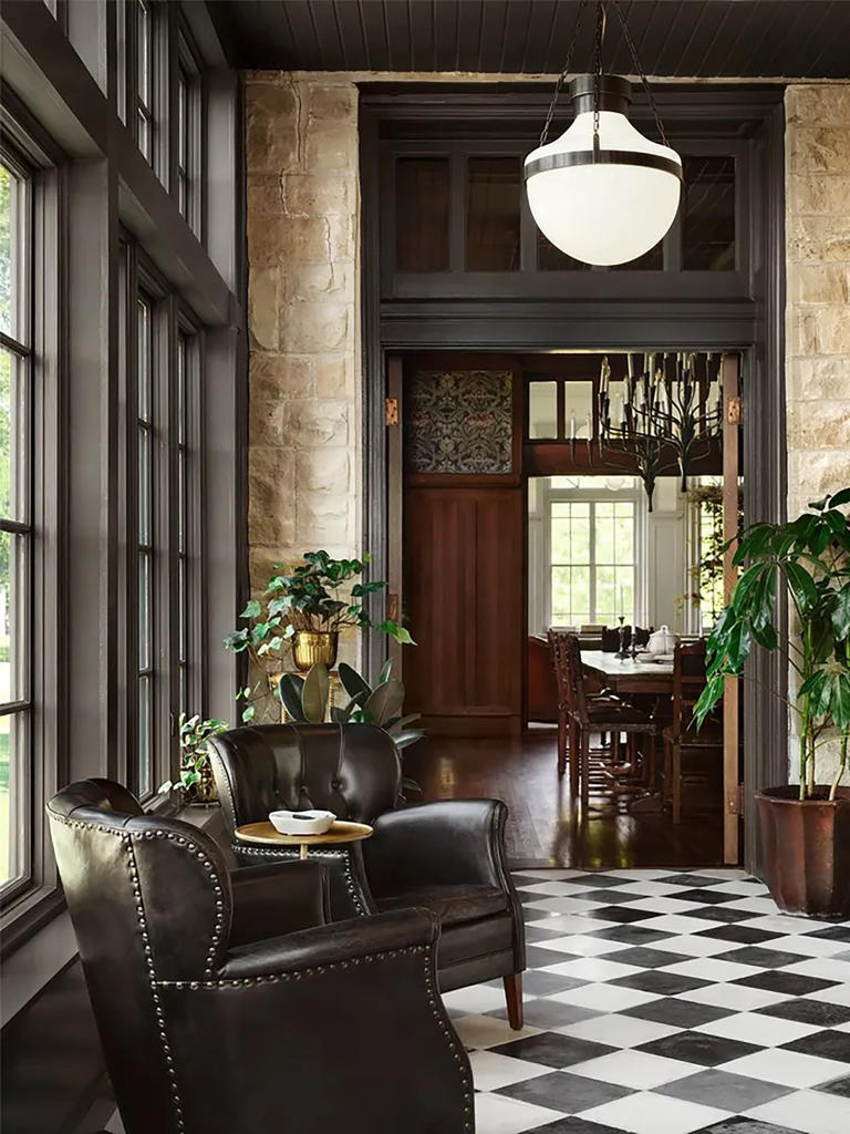 Chip and Joanna Gaines finally sell their famous $2.7 million historic ...