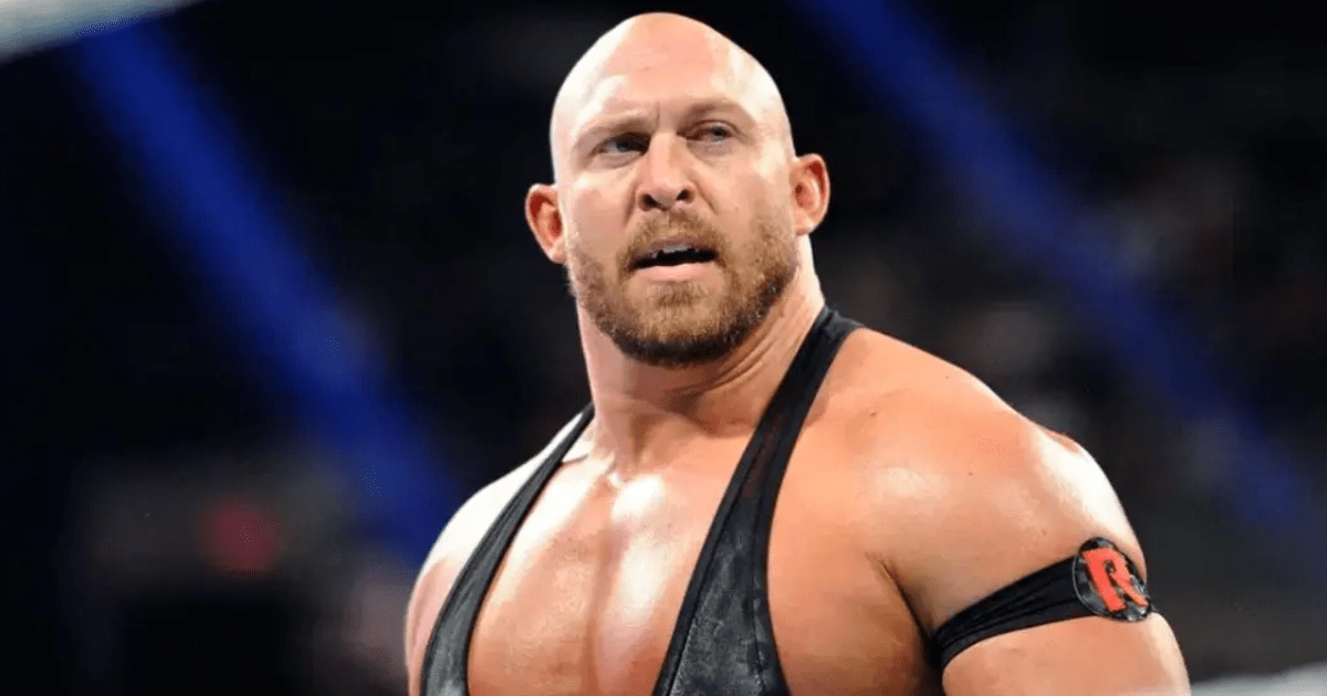 Former WWE star Ryback shares rare throwback photo from middle school