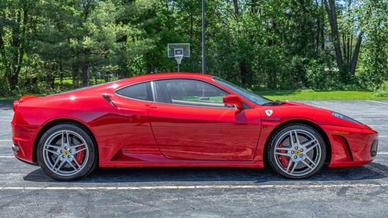 2008 Ferrari F430 with 4.3 liter V8, carbon ceramic brakes, and 17k ...