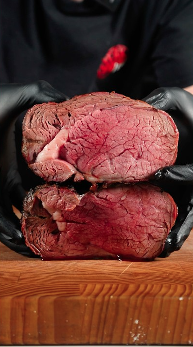 Prime rib perfection roast that steals the show every time