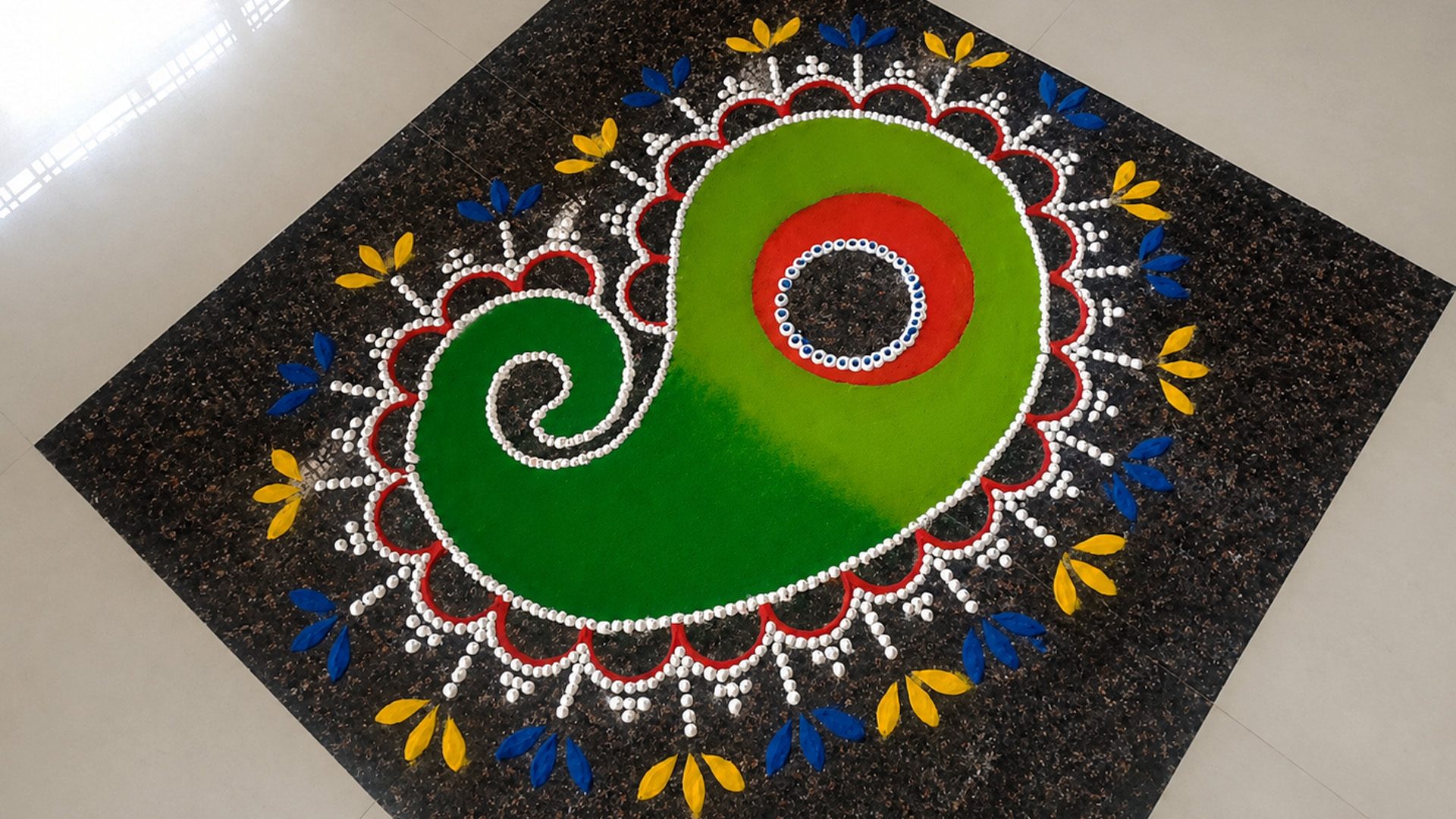 Simple and beautiful rangoli design for beginners