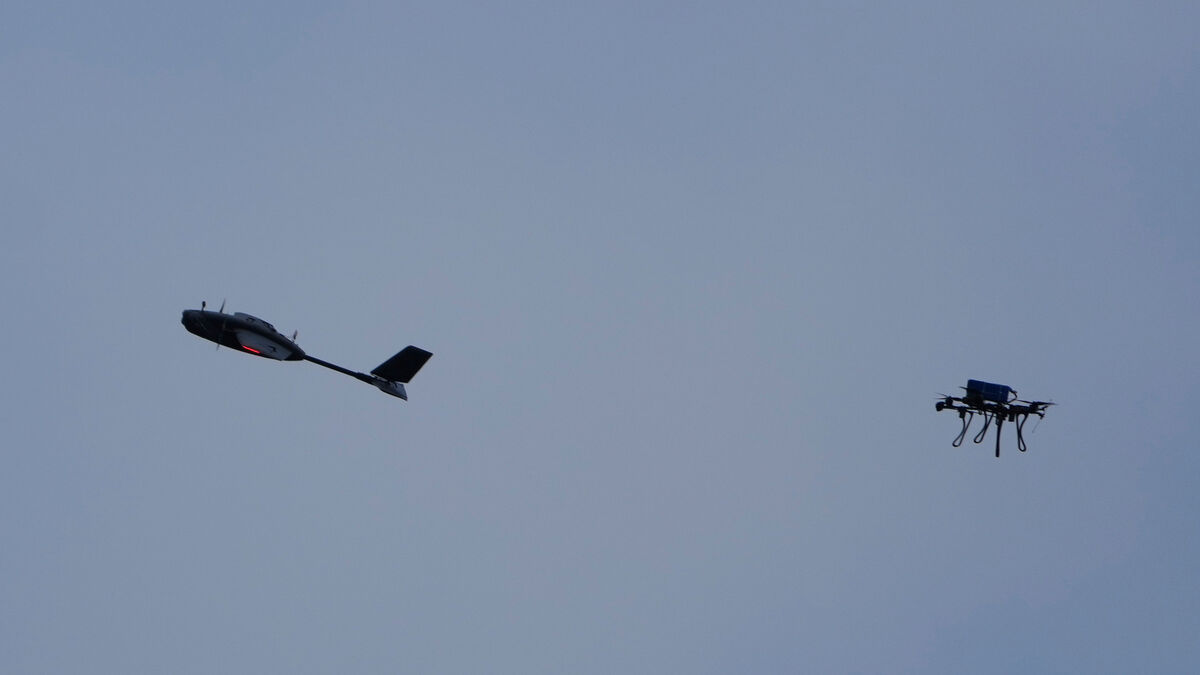 Moscow oil refinery on fire after 'large-scale' Ukrainian drone strike