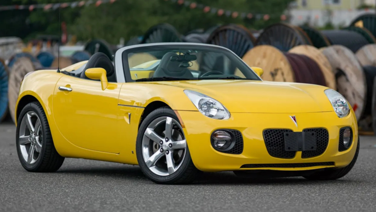 Pontiac Solstice GXP: The forgotten sports car worth buying
