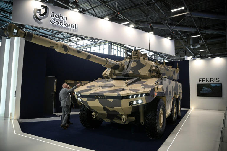 Le nouveau blindé Fenris de John Cockerill dévoilé à Eurosatory, à Villepinte, près de Paris, le 16 juin 2026