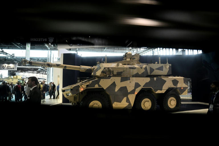 Le nouveau blindé Fenris de John Cockerill dévoilé à Eurosatory, à Villepinte, près de Paris, le 16 juin 2026