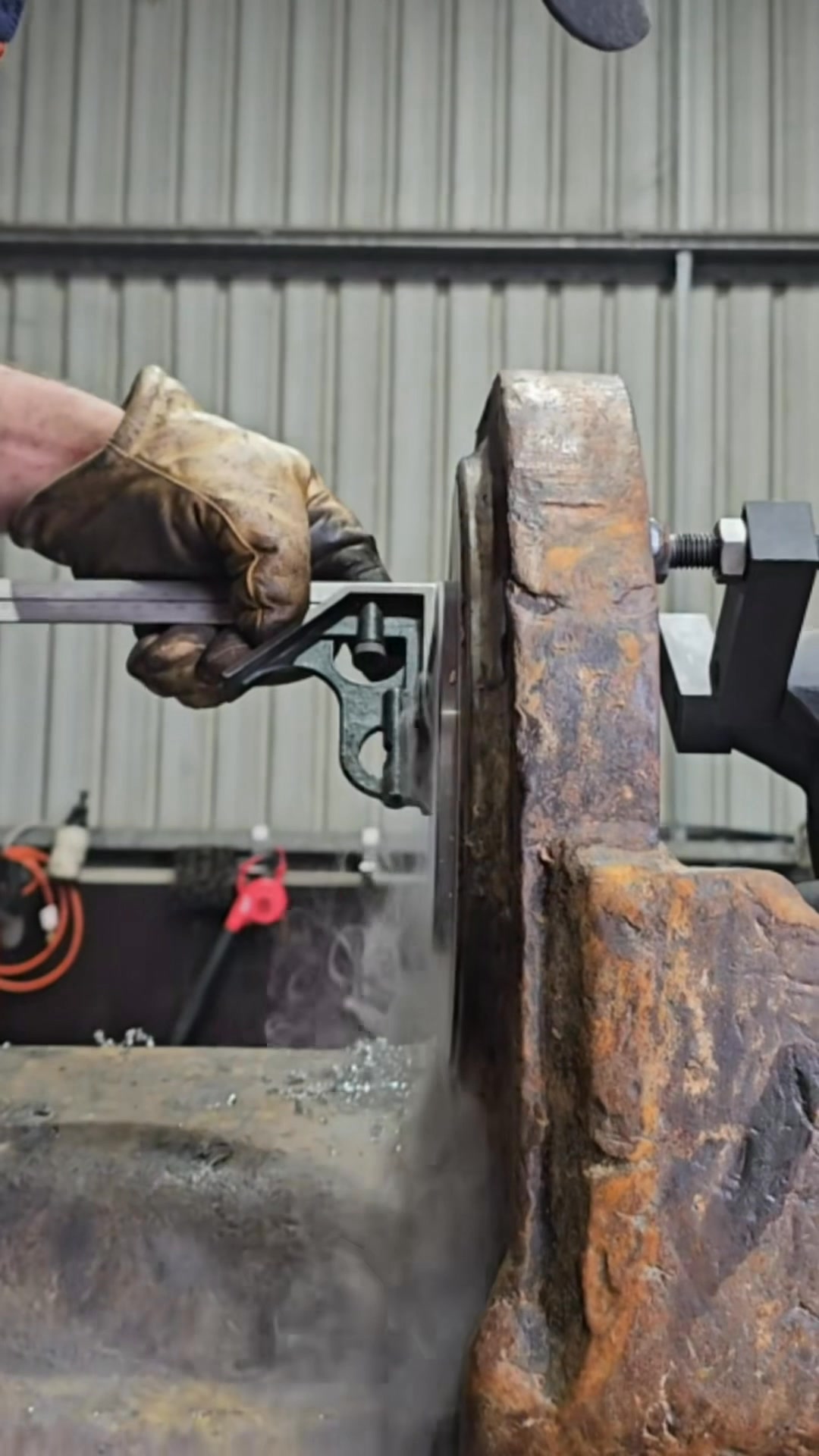 Liquid nitrogen repair process on heavy machinery