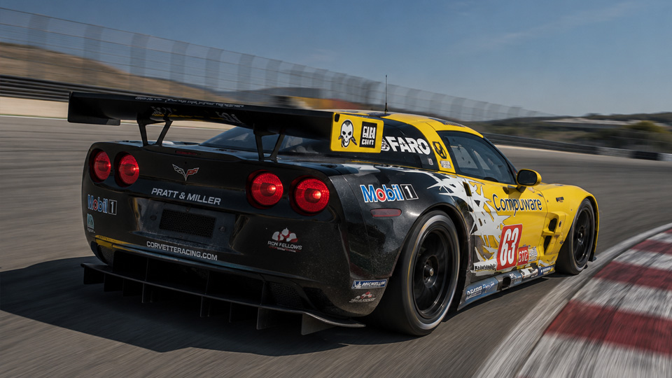 Corvette C6.R ZR1 race V8 roars on track