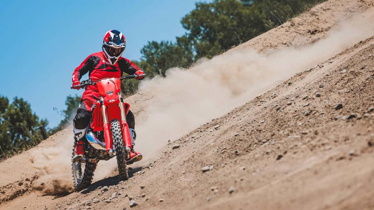 Beta unveils its updated motocross range. And there's a new four-stroke