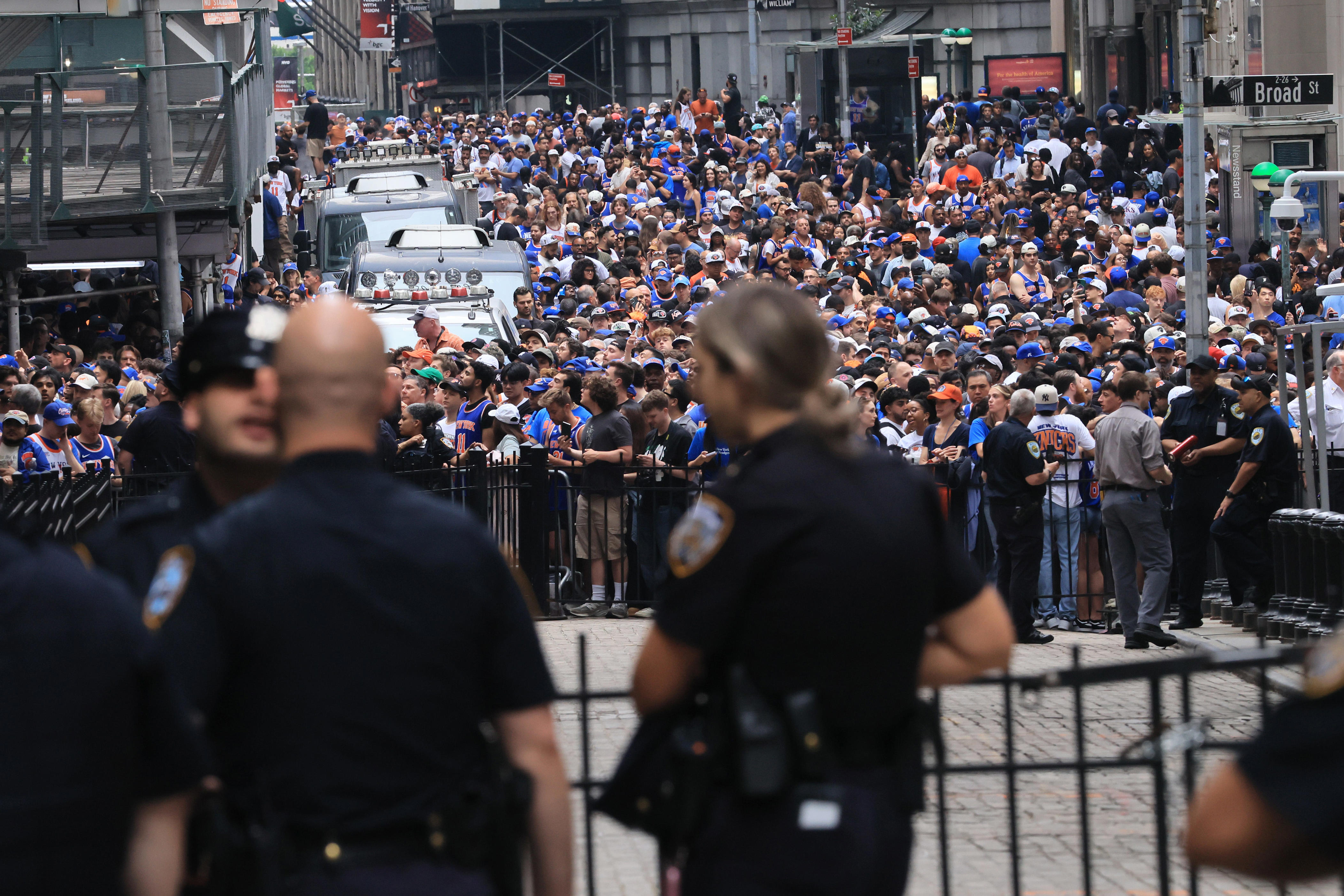 Wild videos show rabid Knicks fans taking over NYC hours before ...