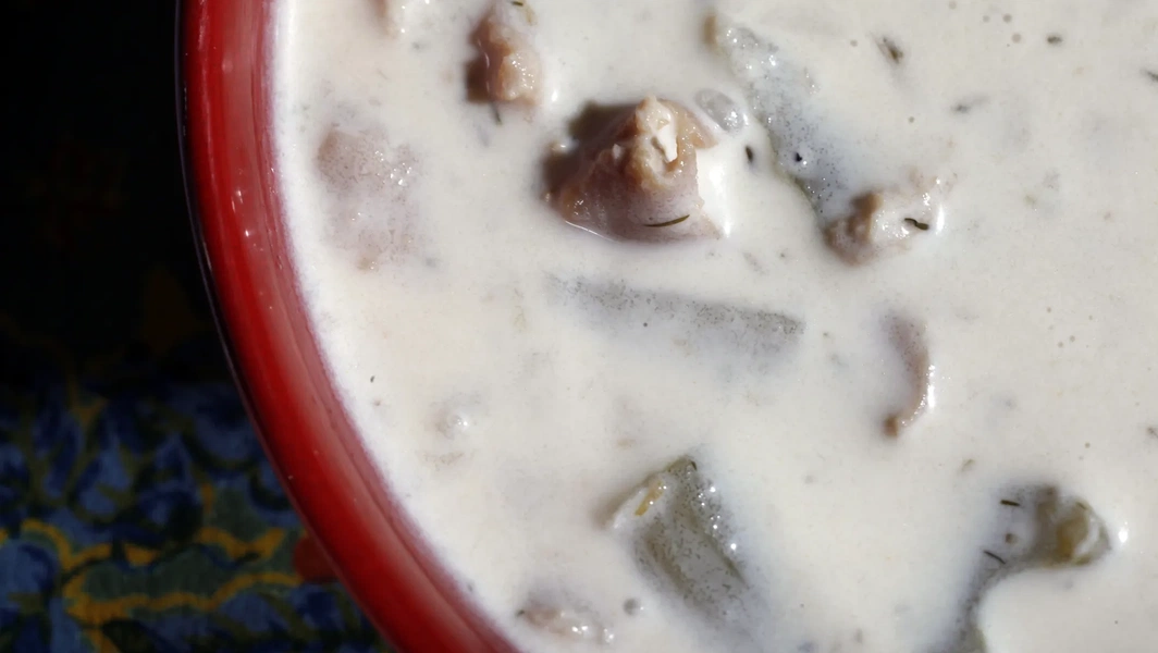 5 restaurant chains serving notable clam chowder