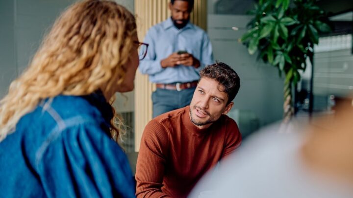 21 things that are immediately noticeable about intelligent people