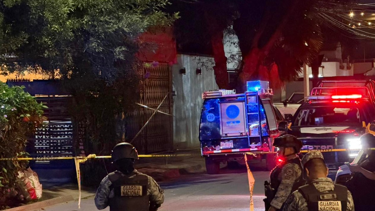 Hallan muerta a una pareja con impactos de bala dentro de su casa en ...