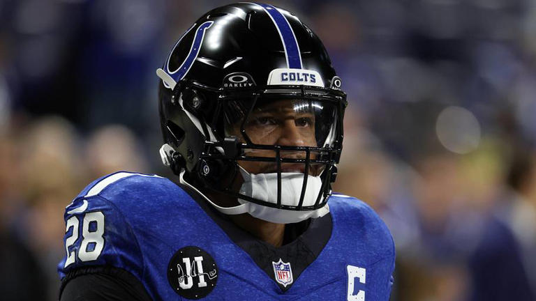 How Colts RB Jonathan Taylor manages heavy workload after years of mileage