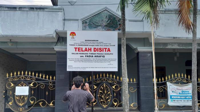 Nasib kakak beradik anak pedangdut A Rafiq di tangan KPK: Fahd kena OTT ...