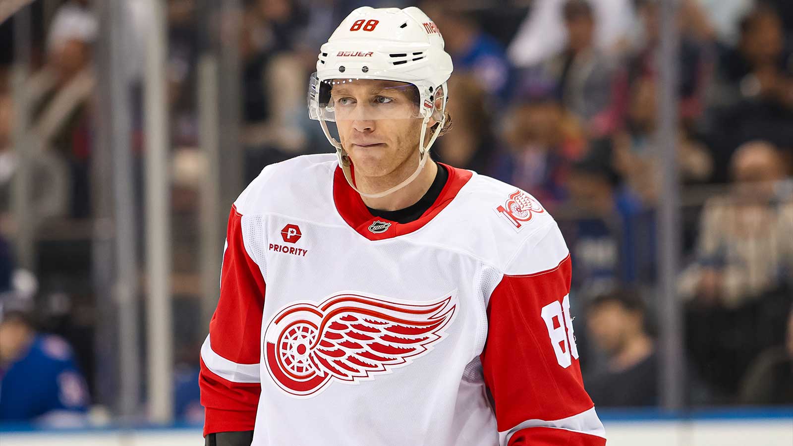 NHL rumors: Patrick Kane will play at least 1 more season, but will it be with Red Wings?