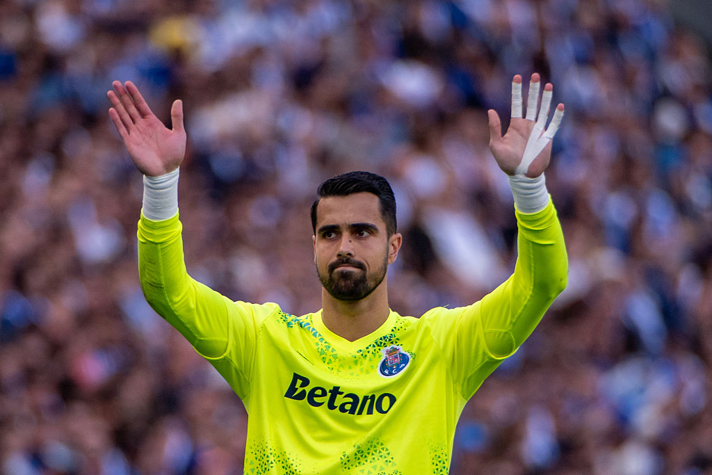Chelsea learn asking price for long-term target as they seek Robert Sanchez upgrade