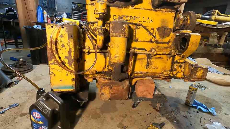 Inspecting and prepping replacement D315 engine for Cat D4
