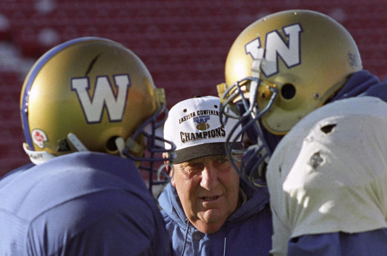 Hall of Fame coach Cal Murphy to be added to Blue Bombers' Ring of Honour