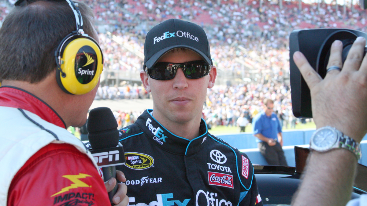Denny Hamlin warns Joe Gibbs Racing he will quit over crew chief changes
