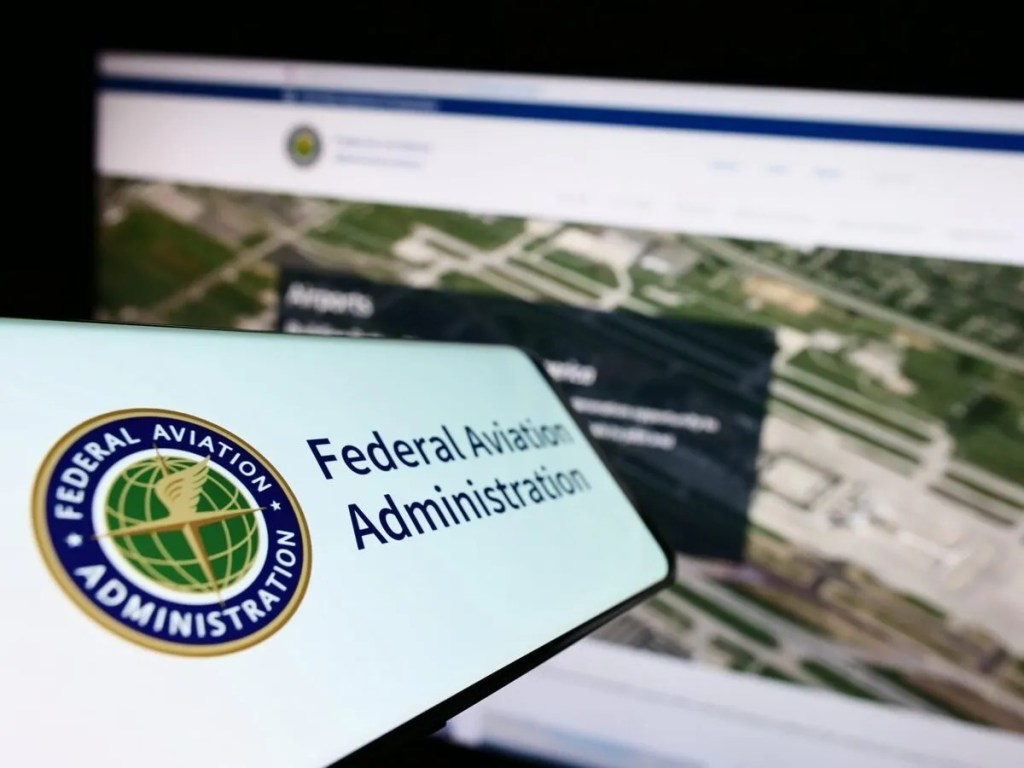 FAA's AI-powered air traffic management system could debut in September