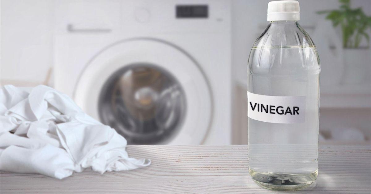 Ventajas de remojar la ropa en vinagre: Guía completa de limpieza natural