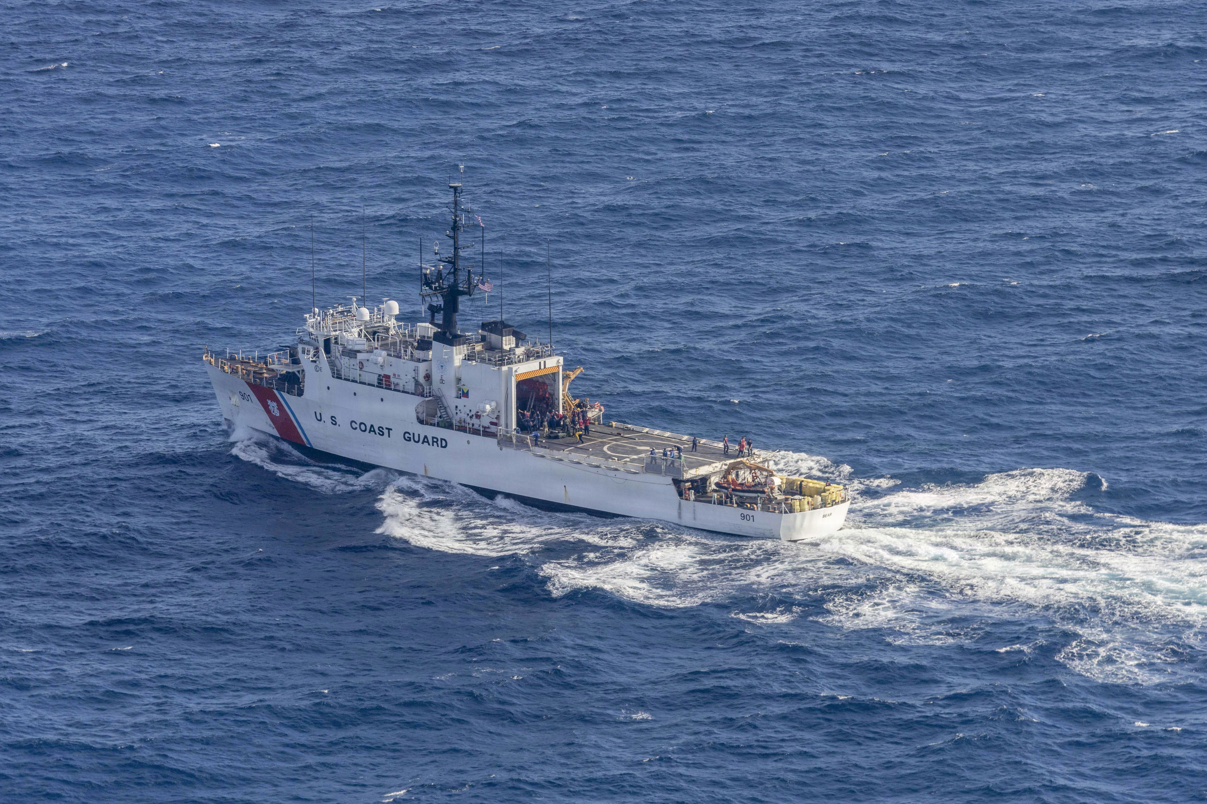 US Coast Guard has seized over 225,000 pounds of cocaine in eastern Pacific