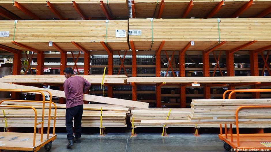 Snorting sawdust: Chile seizes wood laced with 'historic' 100 tons of drugs