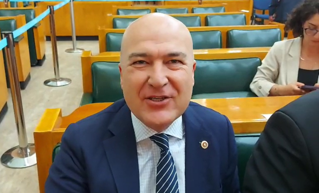 Meclis'te alarm! Kalabalık her geçen dakika artıyor