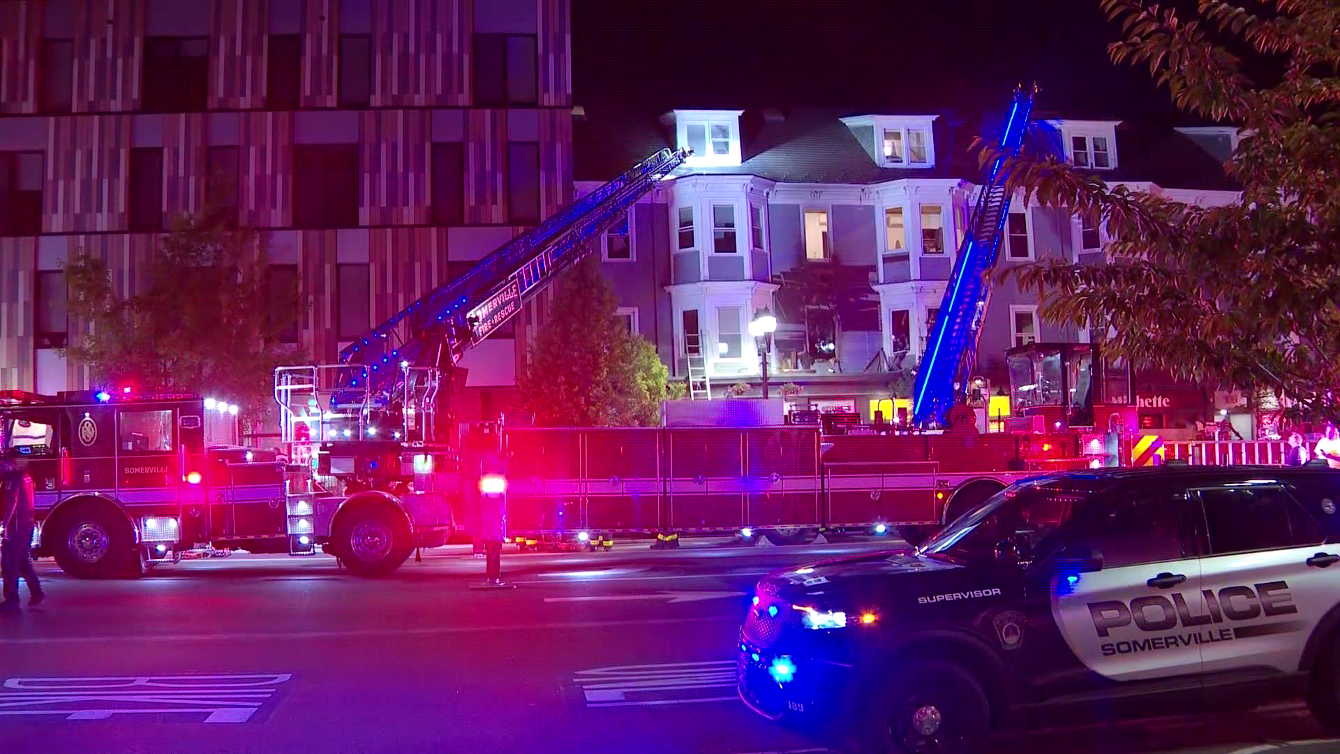 Firefighters battle 2-alarm fire at apartment building in Somerville