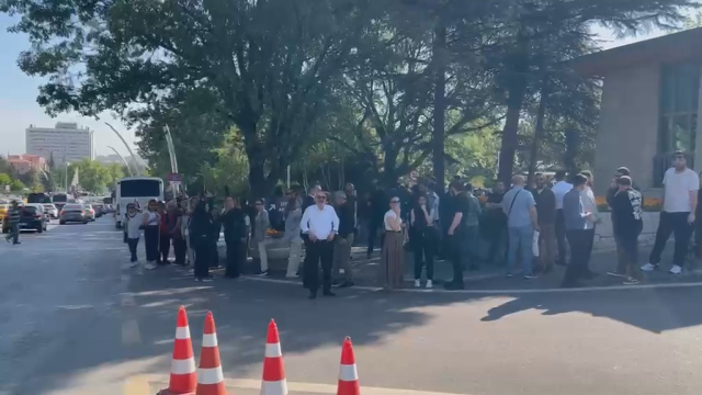 Meclis'te alarm! Kalabalık her geçen dakika artıyor