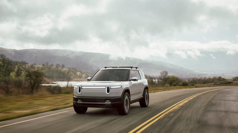 Rivian opens R2 configurations as orders begin for its most important ...