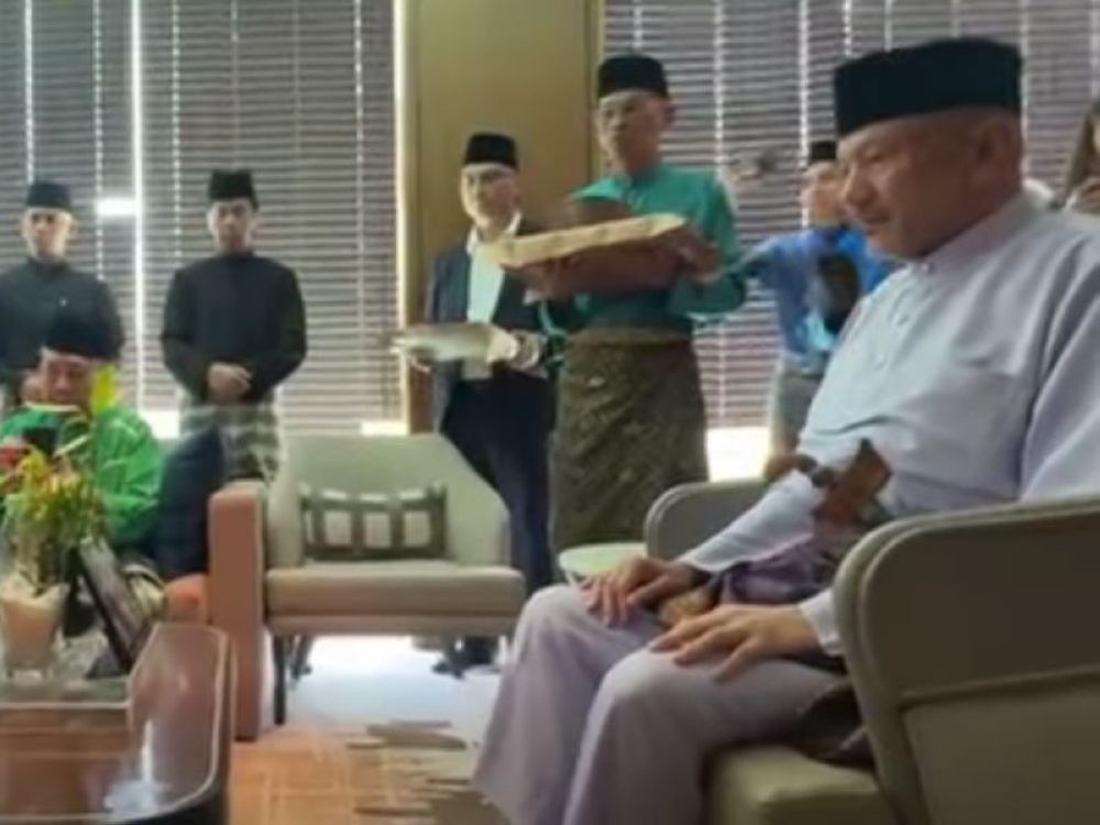 Palace declares Melaka hotel ceremony to proclaim Negeri Sembilan ruler ...