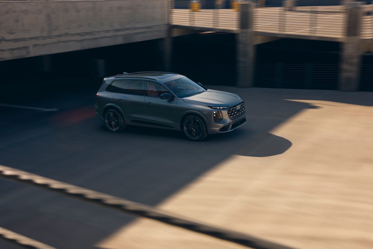 2027-audi-sq7-pr-119.jpg