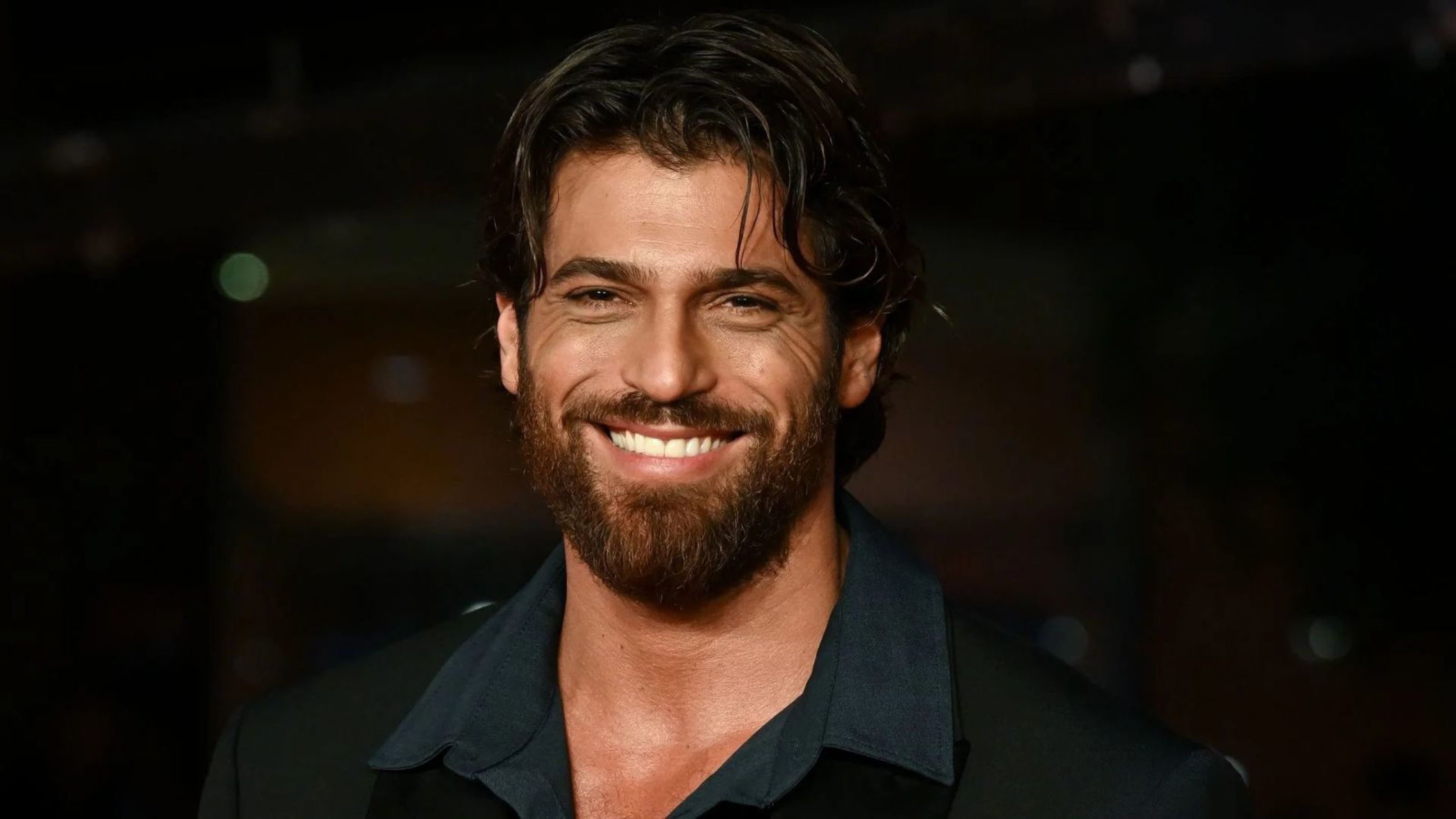 Can Yaman apre la quarta edizione dell'Outdoor Film Festival a San ...