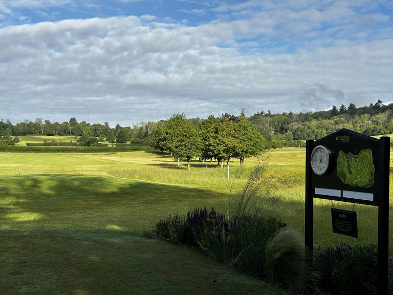 Charity golf day drives support for the Chilterns Neuro Centre