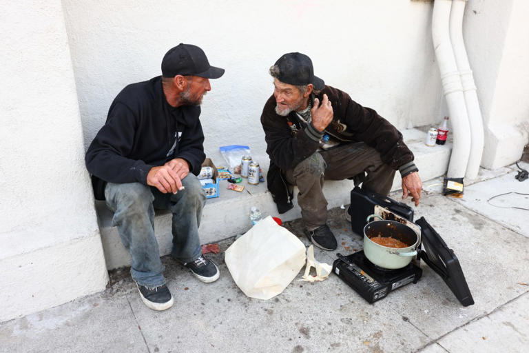 Bombshell photo unveils damning Nithya Raman link with homeless voters ...