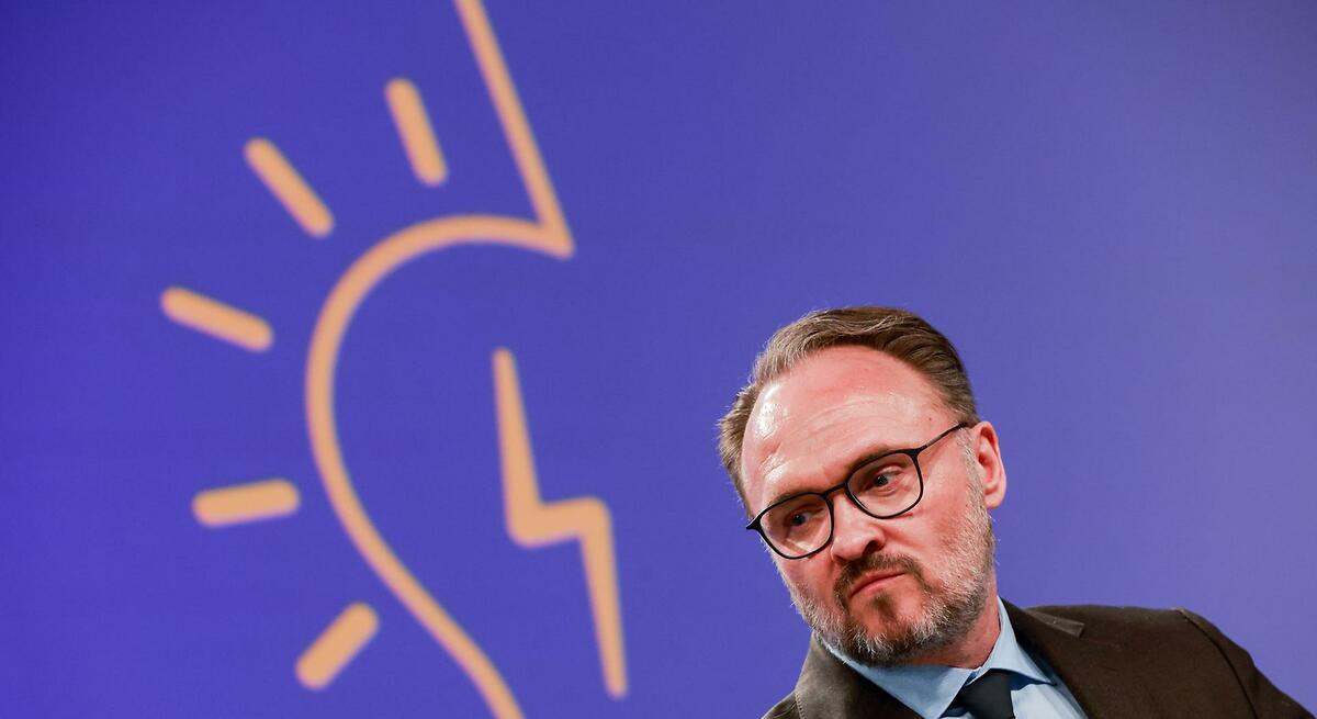 Bruselas lanza un plan para movilizar 25.000 millones en energías ...