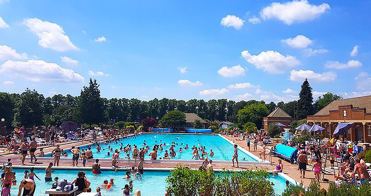 Hitchin Lido Reimagined – 26 Minutes from London