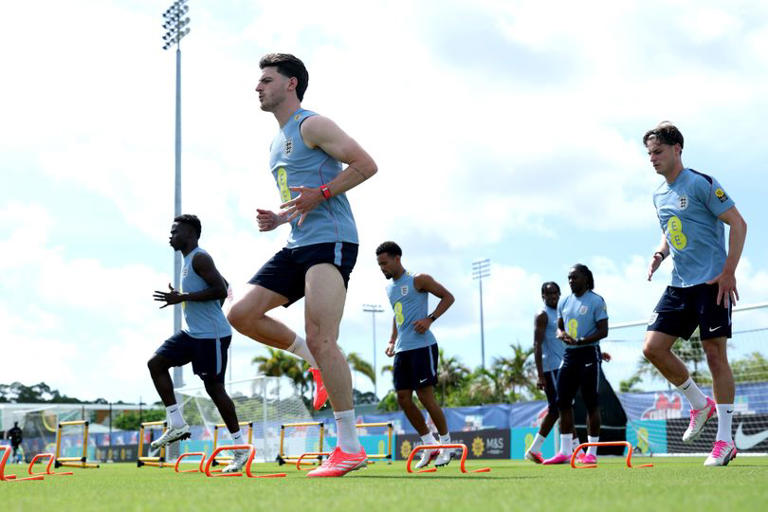 Earthquake rocks England's pre-World Cup training camp in Florida