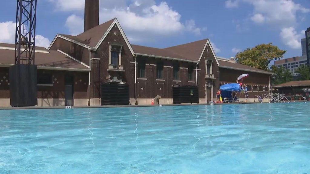 Chicago public swimming pools will open on June 19, stay open through ...