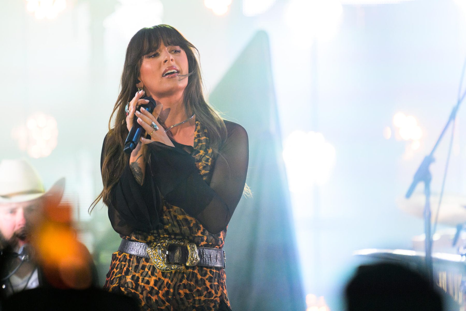 Ella Langley's 'Choosin' Texas' No. 1 on Hot 100 for 19th week