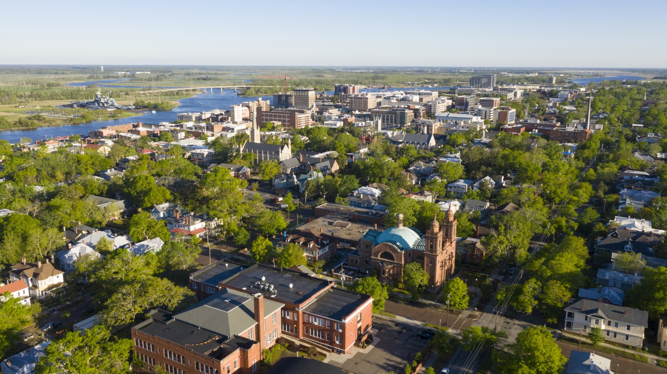 The 20 Best Cities For Retirees Looking to Downsize and Get More Bang for Their Buck