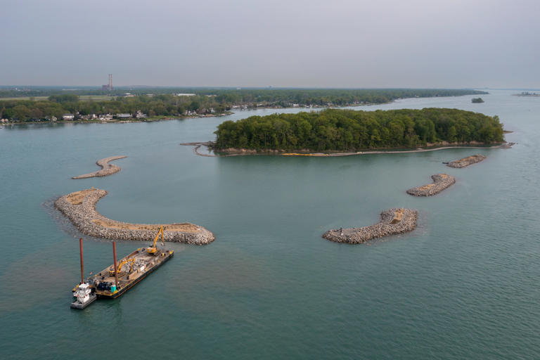 Detroit River pollution projects advance with state, EPA agreement