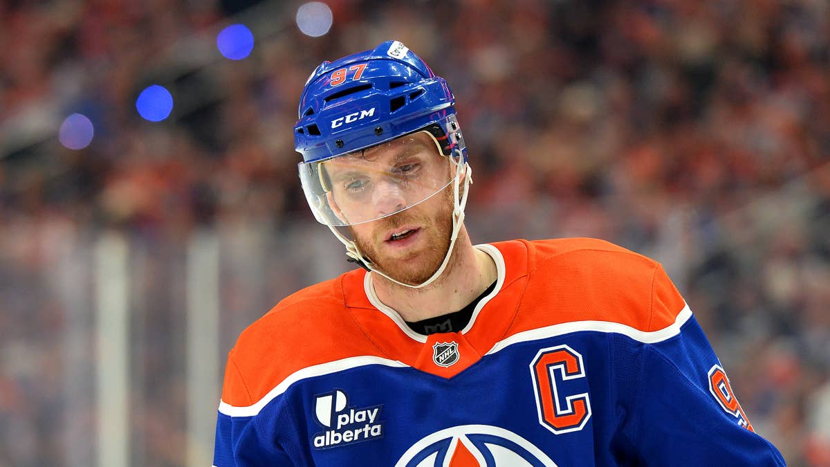 NHL analyst calls 'desperate' Oilers a 'ticking time bomb'